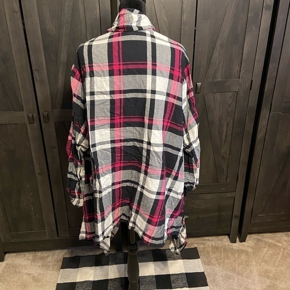 Cato est 1946 Plaid handkerchief cardigan Size 22/24 - Picture 2 of 4